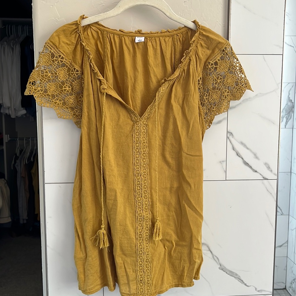 Old Navy mustard Lacey blouse